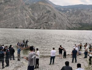 Serinlemek için girdiği gölde kaybolmuştu: Acı haber geldi!