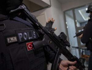 Terör örgütü DEAŞ’a 16 ilde operasyon: 45 gözaltı