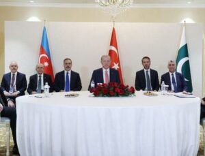 Üçlü zirve sona erdi: Cumhurbaşkanı Erdoğan, Aliyev ve Şerif ile görüştü | Dış Haberler