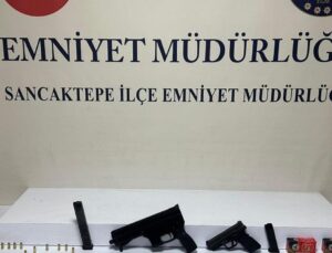 Yasa dışı silah ticareti zanlısı evinde yakalandı
