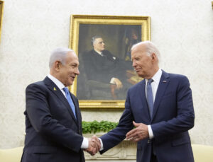 ABD Başkanı Biden İsrail Başbakanı Netanyahu ile telefonda görüştü: "Haniye'nin öldürülmesinin ateşkes çabalarına yardımcı olmuyor" | Dış Haberler
