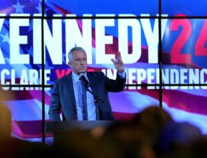 ABD'de bağımsız başkan adayı Kennedy'den rakibi Trump'a ağır sözler | Dış Haberler