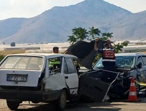 Burdur’da zincirleme kaza: 1 ölü, 3 yaralı