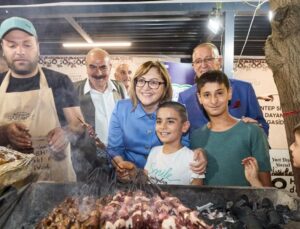 Gaziantep’te Hemşehri Festivali: Renkli görüntülere sahne oldu