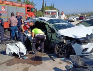 Manisa’da feci kaza: Ölü ve yaralılar var
