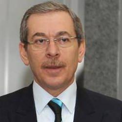 Abdüllatif Şener'in oğlu, rehin aldığı anneannesini silahla vurarak öldürdü